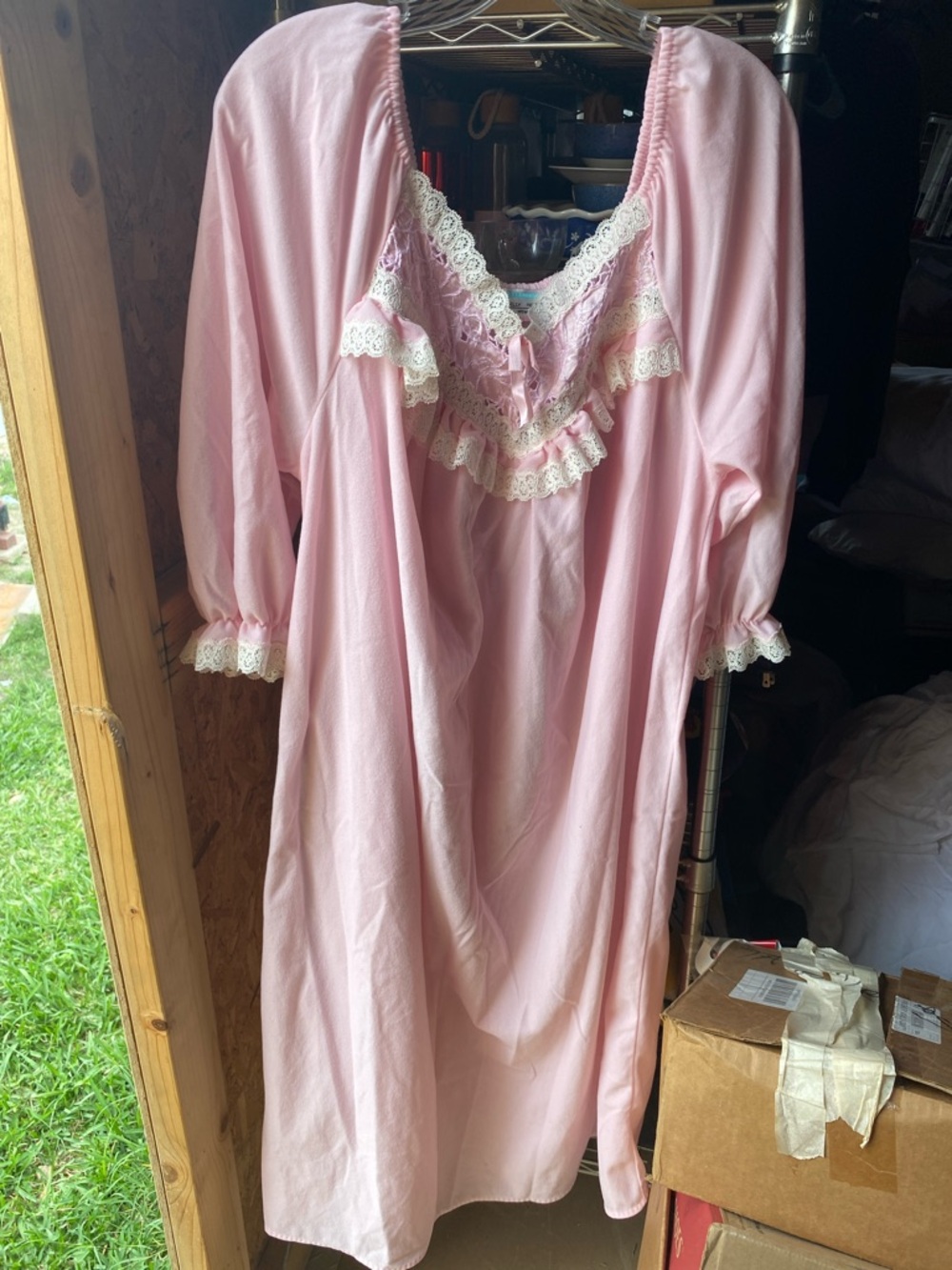 Women’s Pink Lace-Trim Nightgown